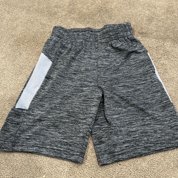 New without tags basketball shorts - Picture 1 of 1